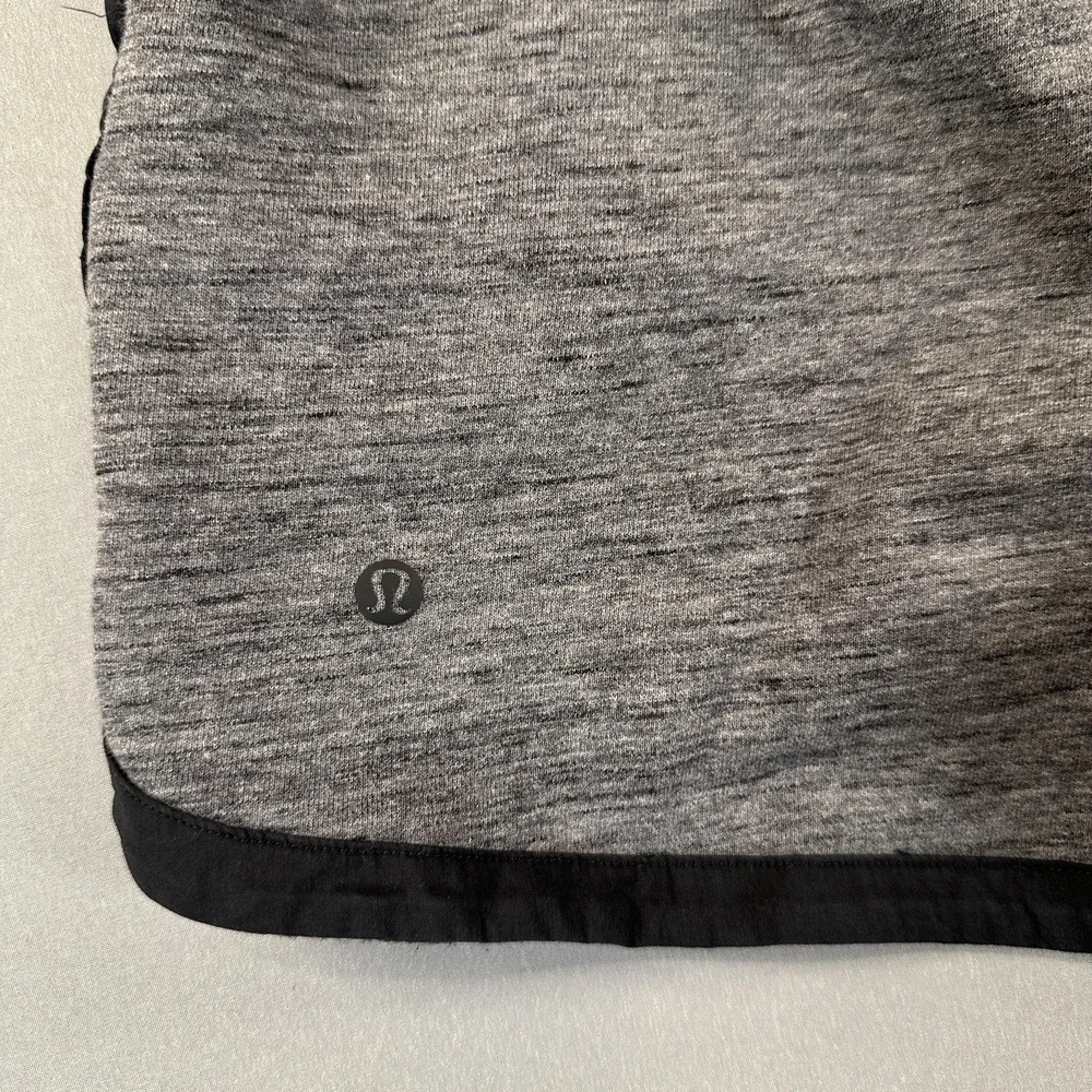 Lululemon Shorts Womens 6‎ Gray Sweat Relaxed Fit High Waist Pockets Athletic